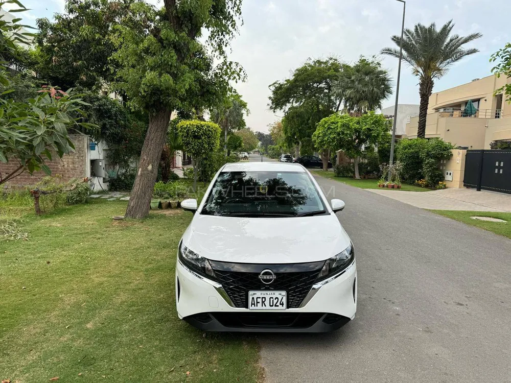Nissan Note 2021 for Sale in Lahore Image-1