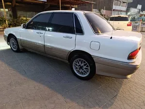 Mitsubishi Galant Base Grade 1.8 1992 for Sale