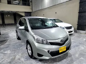 Toyota Vitz F 1.0 2011 for Sale