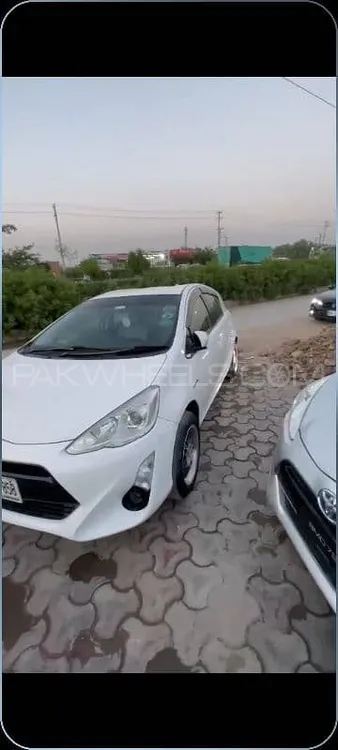 Toyota Aqua 2015 for Sale in Peshawar Image-1