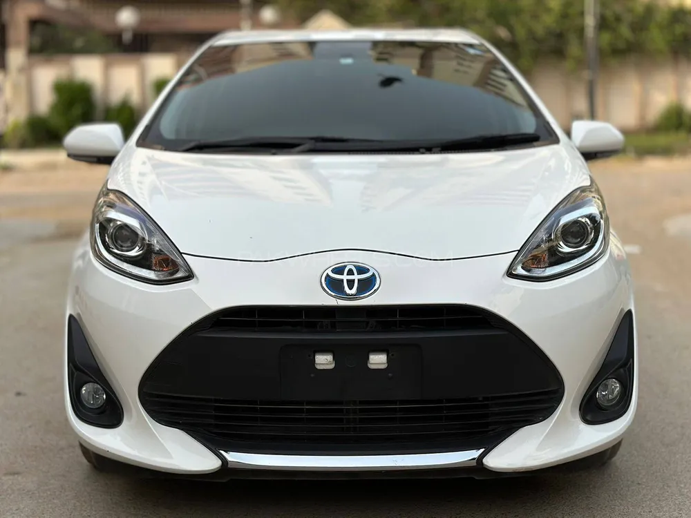 Toyota Aqua 2020 for Sale in Karachi Image-1