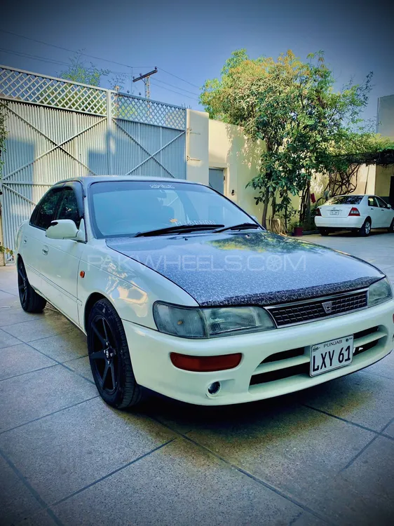 Toyota Corolla 2001 for Sale in Peshawar Image-1