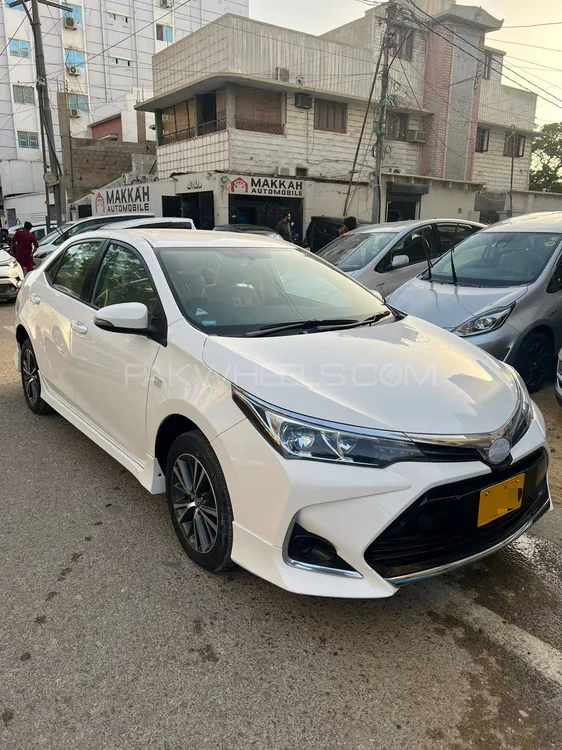 Toyota Corolla 2021 for Sale in Karachi Image-1