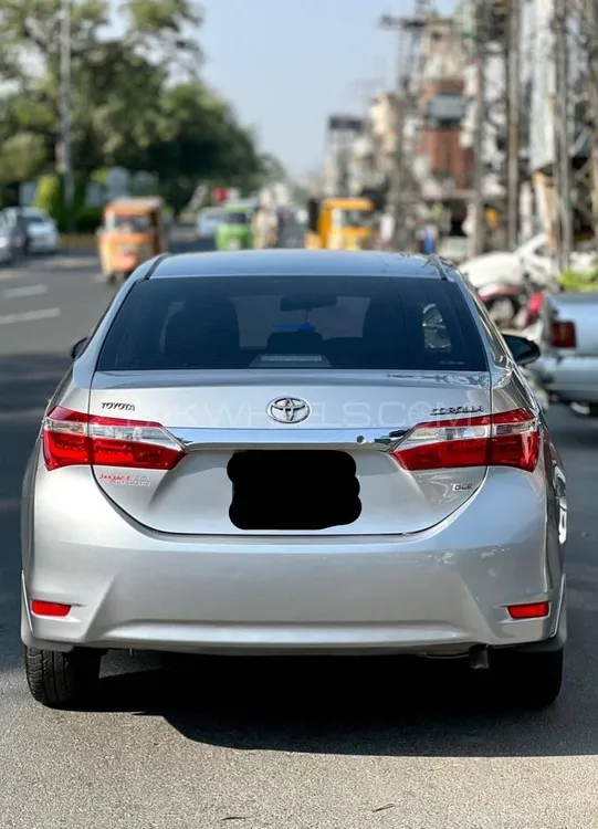 Toyota Corolla 2015 for Sale in Islamabad Image-1