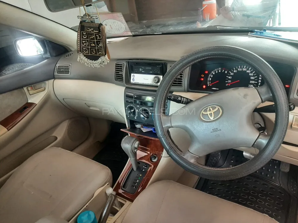 Toyota Corolla 2004 for Sale in Karachi Image-1
