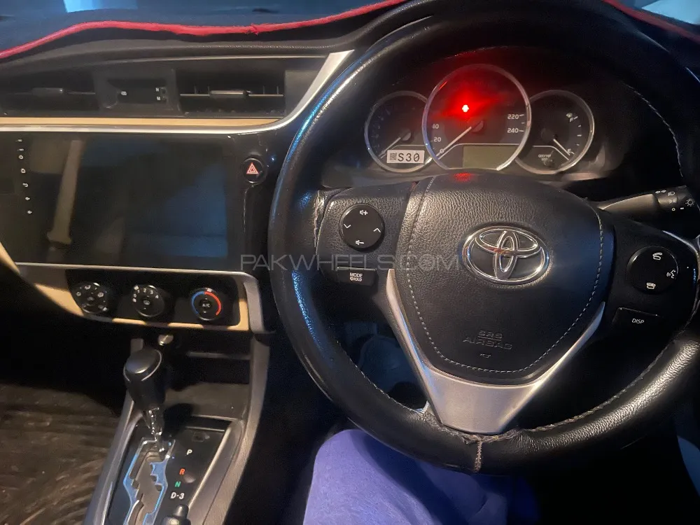 Toyota Corolla 2020 for Sale in Lahore Image-1