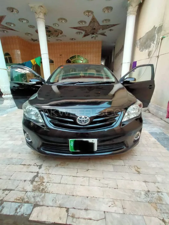Toyota Corolla 2014 for Sale in Lahore Image-1