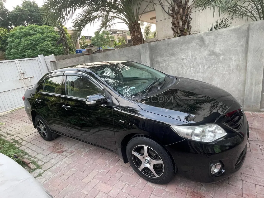 Toyota Corolla 2012 for Sale in Lahore Image-1