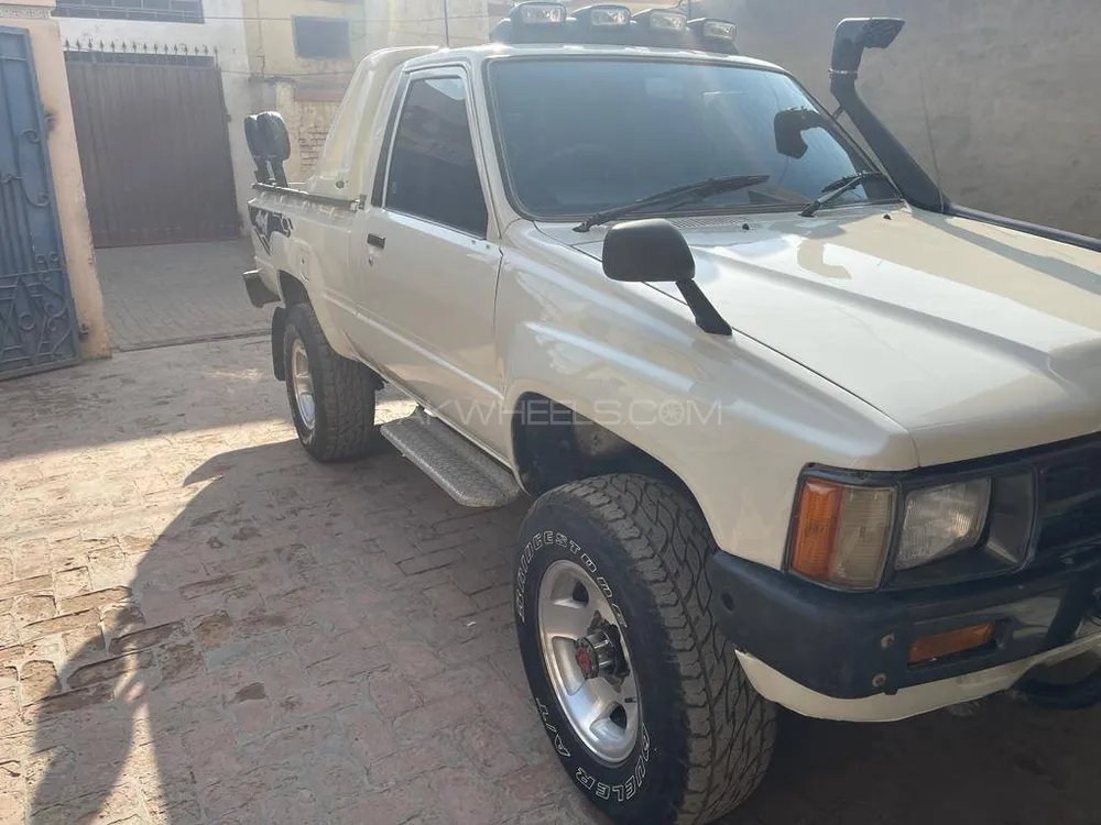 Toyota Hilux 1989 for Sale in Karachi Image-1