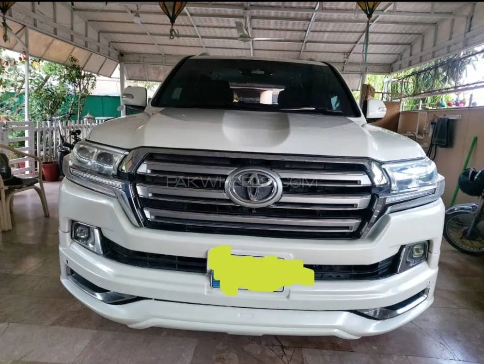 yuuu Toyota Land Cruiser ZX 60th Black Leather Selection 2010 for