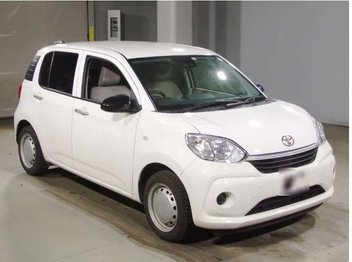 Toyota Passo 2022 for Sale in Karachi Image-1
