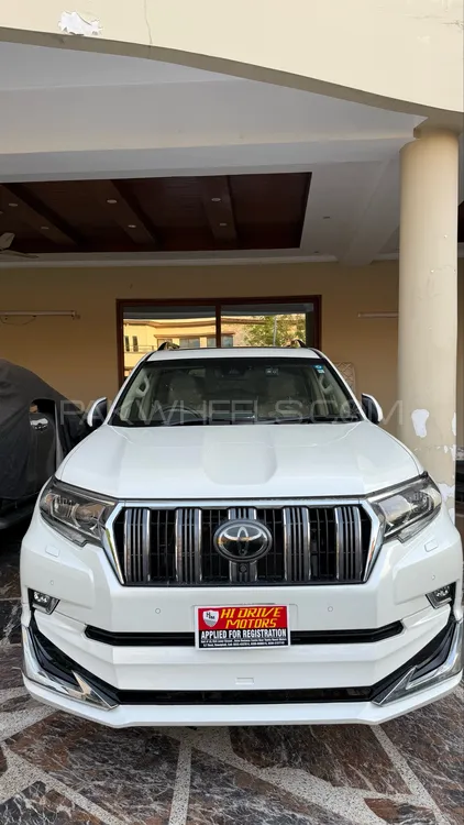 Toyota Prado 2018 for Sale in Islamabad Image-1