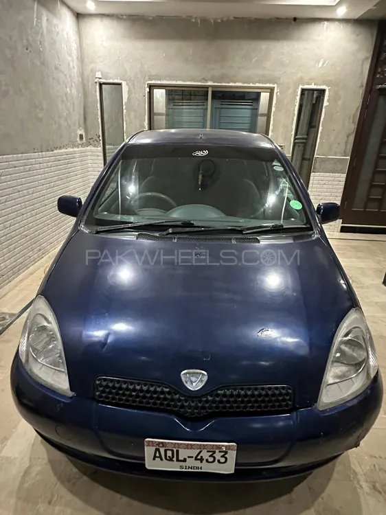 Toyota Vitz 2000 for Sale in Quetta Image-1
