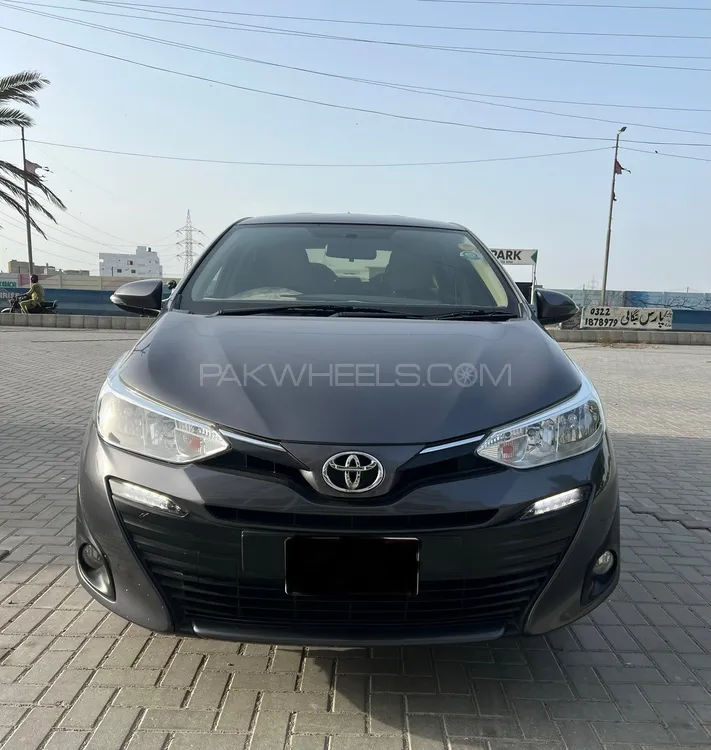 Toyota Yaris Sedan 2022 for Sale in Karachi Image-1