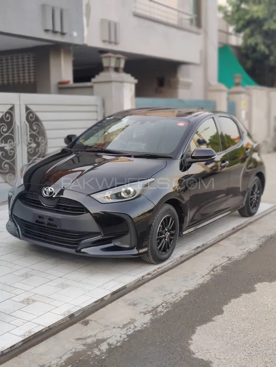 Toyota Yaris Hatchback 2022 for Sale in Lahore Image-1