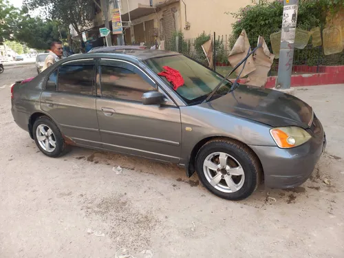 Honda Civic EXi 2004