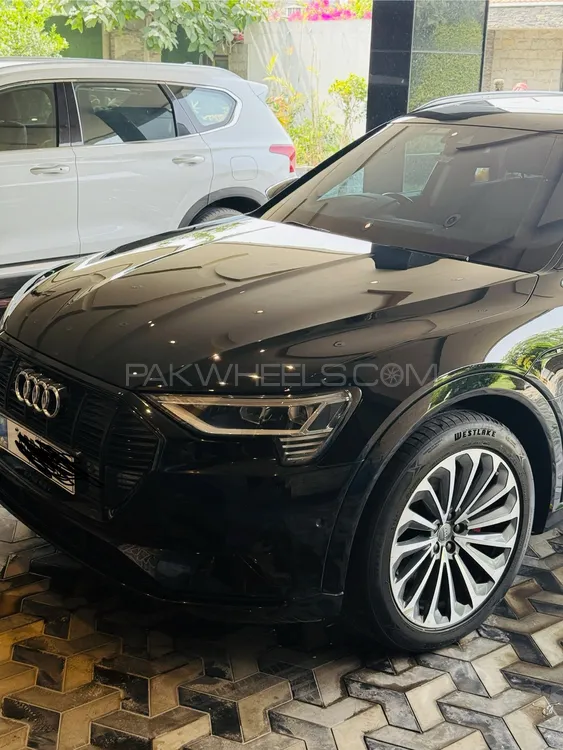 Audi Q8 e-tron 2020 for Sale in Faisalabad Image-1