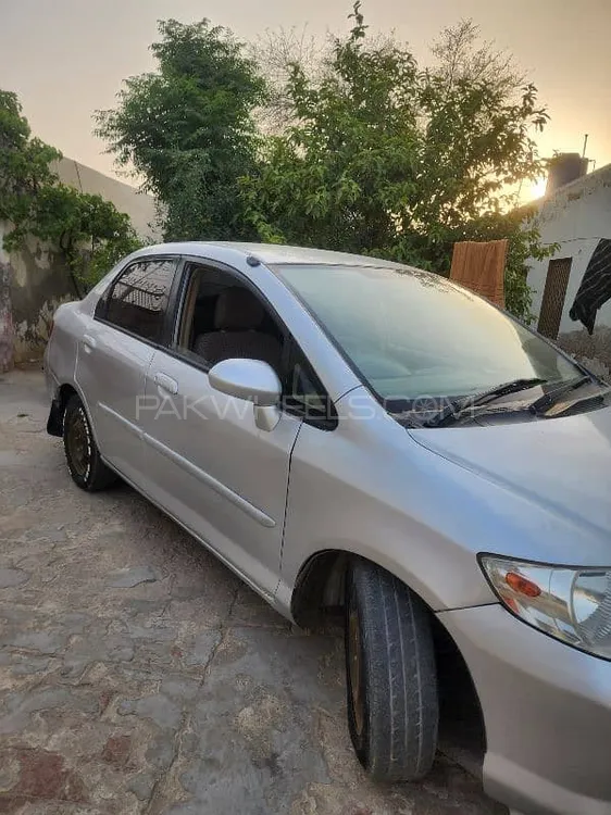 Honda City 2004 for Sale in Bahawalnagar Image-1