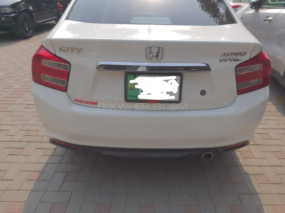 Honda City 2018 for Sale in Lahore Image-1