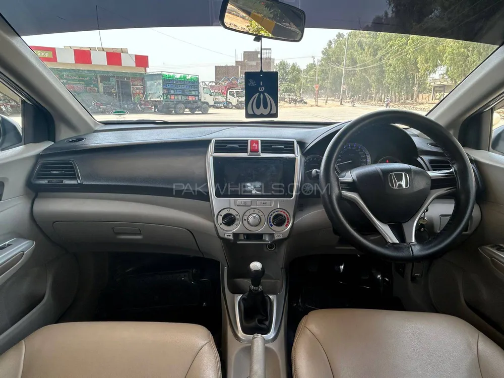 Honda City 2017 for Sale in Gojra Image-1
