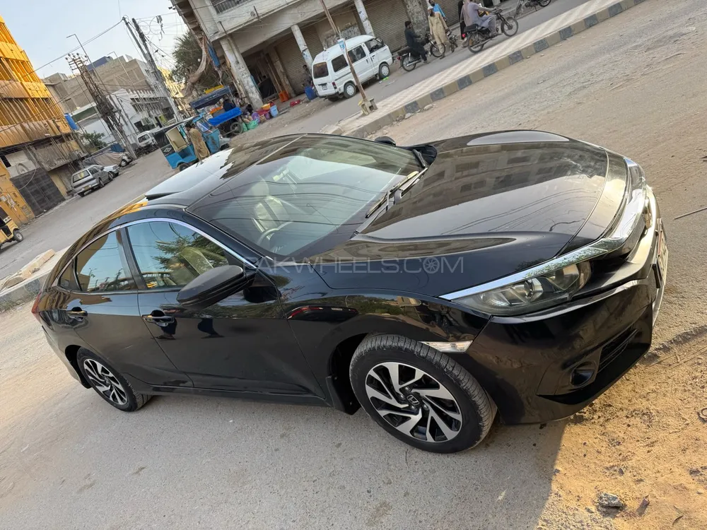 Honda Civic 2017 for Sale in Karachi Image-1