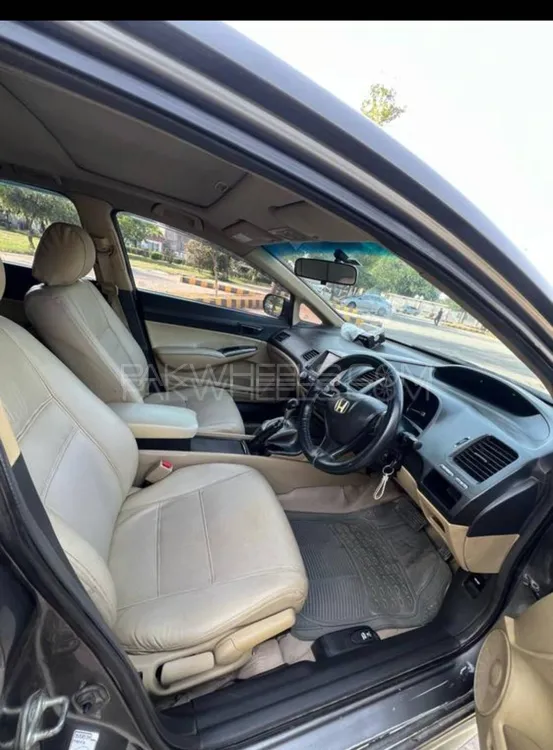 Honda Civic 2009 for Sale in Mardan Image-1