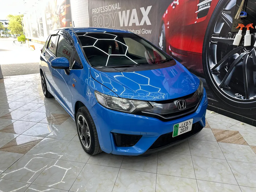 Honda Fit 2019 for Sale in Jhelum Image-1
