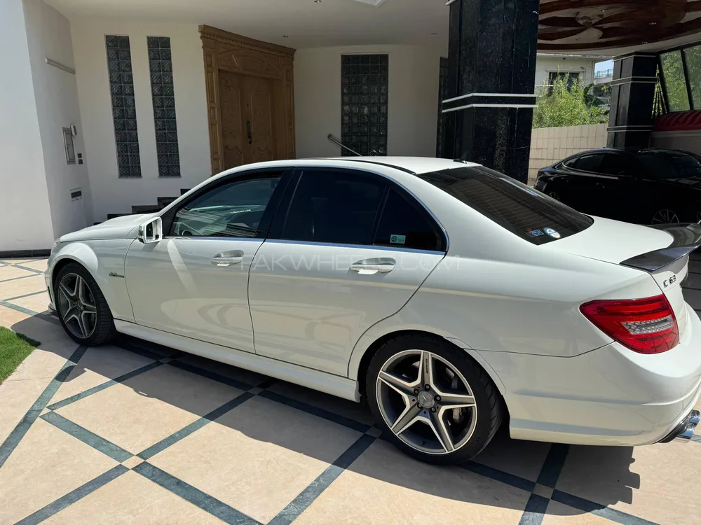 مرسڈیز بینز سی کلاس 2013 for Sale in لاہور مرسڈیز بینز سی کلاس 2013 for Sale in لاہور Image-3