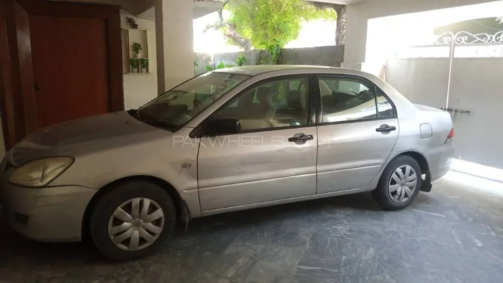 Mitsubishi Lancer 2004 for Sale in Lahore Image-1