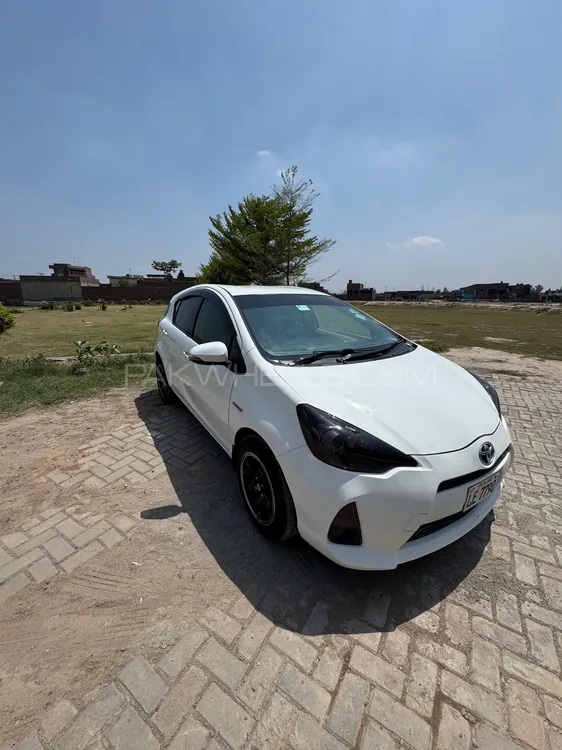 Toyota Aqua 2012 for Sale in Lahore Image-1