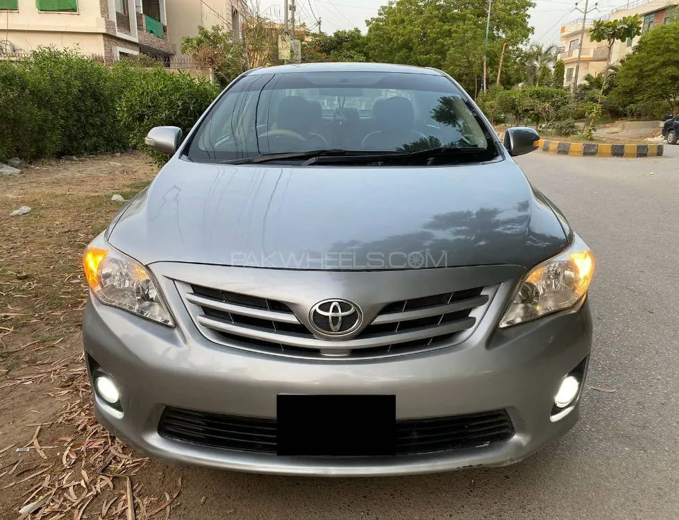 Toyota Corolla 2014 for Sale in Karachi Image-1