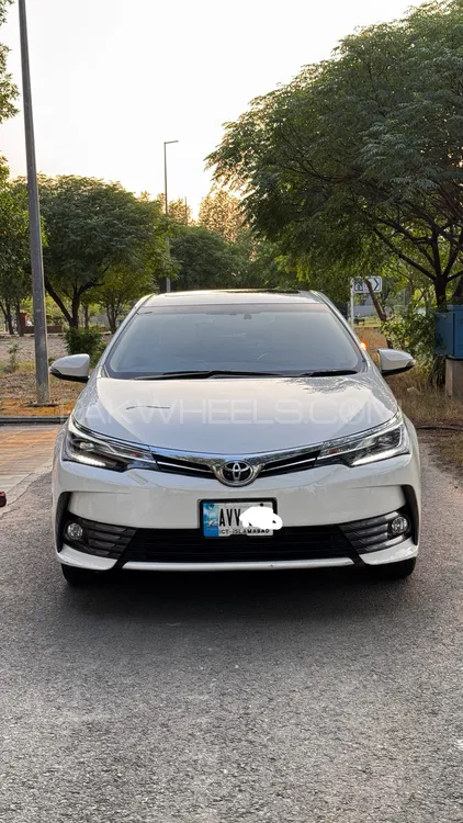 Toyota Corolla 2020 for Sale in Lahore Image-1