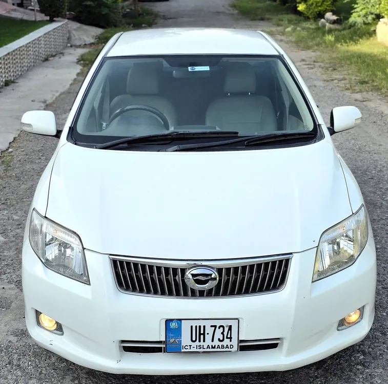 Toyota Corolla Axio 2007 for Sale in Peshawar Image-1