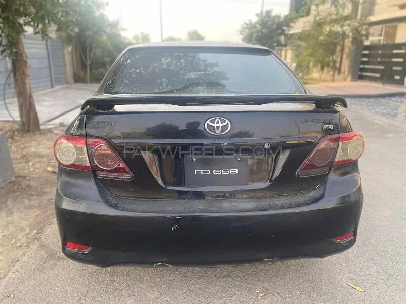 Toyota Corolla 2012 for Sale in Faisalabad Image-1