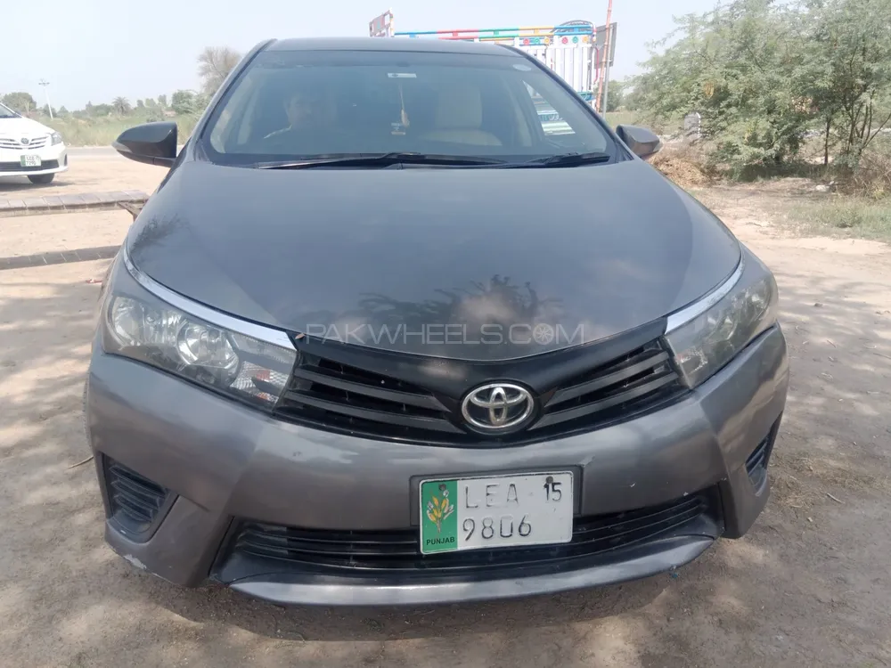 Toyota Corolla 2015 for Sale in Sargodha Image-1
