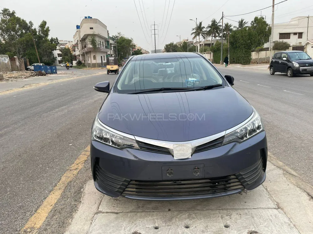Toyota Corolla 2019 for Sale in Karachi Image-1