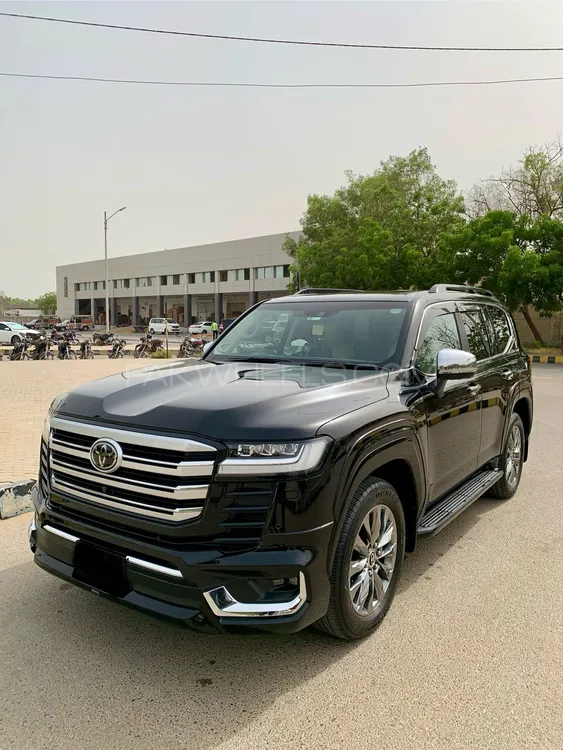 Toyota Land Cruiser 2023 for Sale in Karachi Image-1