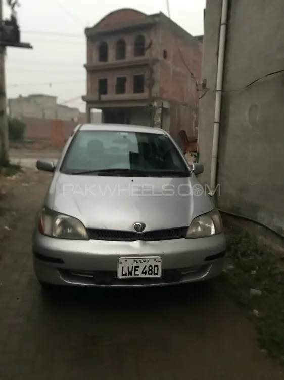 Toyota Platz 2006 for Sale in Gujranwala Image-1