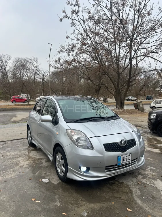Toyota Vitz 2005 for Sale in Islamabad Image-1