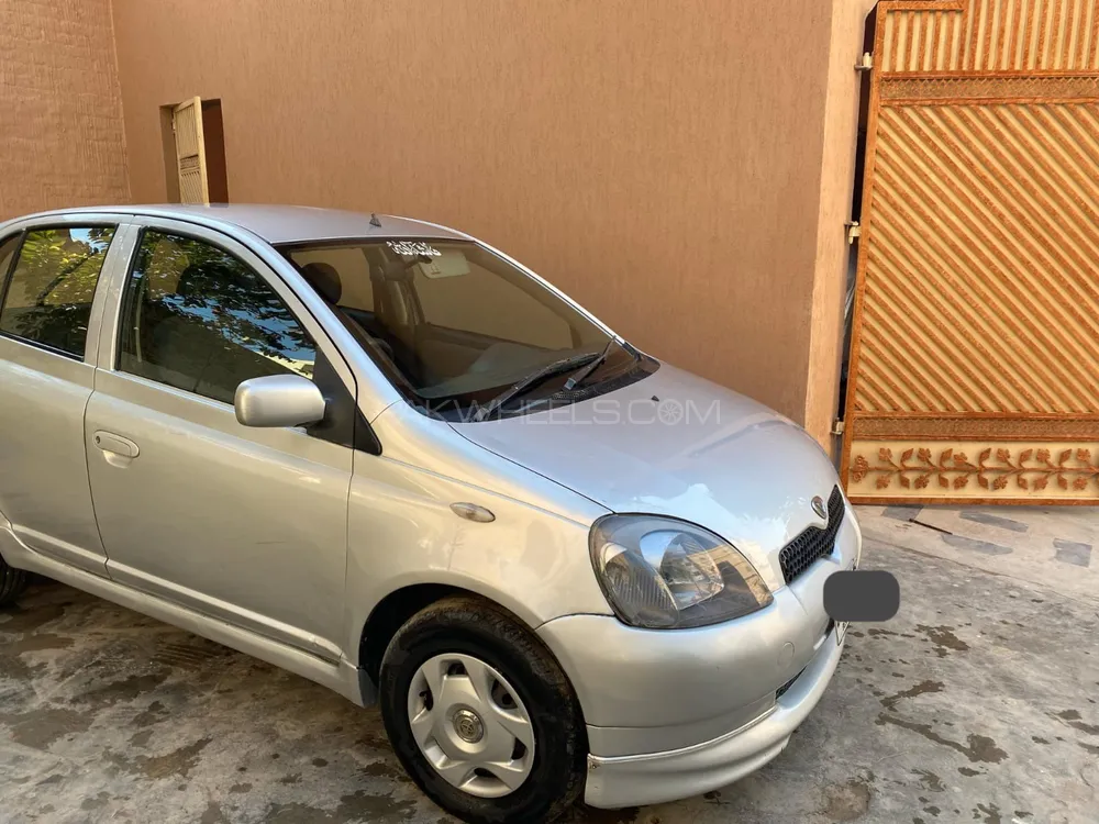 Toyota Vitz 1999 for Sale in Peshawar Image-1