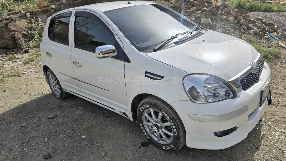 Toyota Vitz 2002 for Sale in Peshawar Image-1