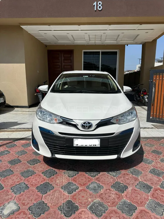 Toyota Yaris Sedan 2021 for Sale in Islamabad Image-1