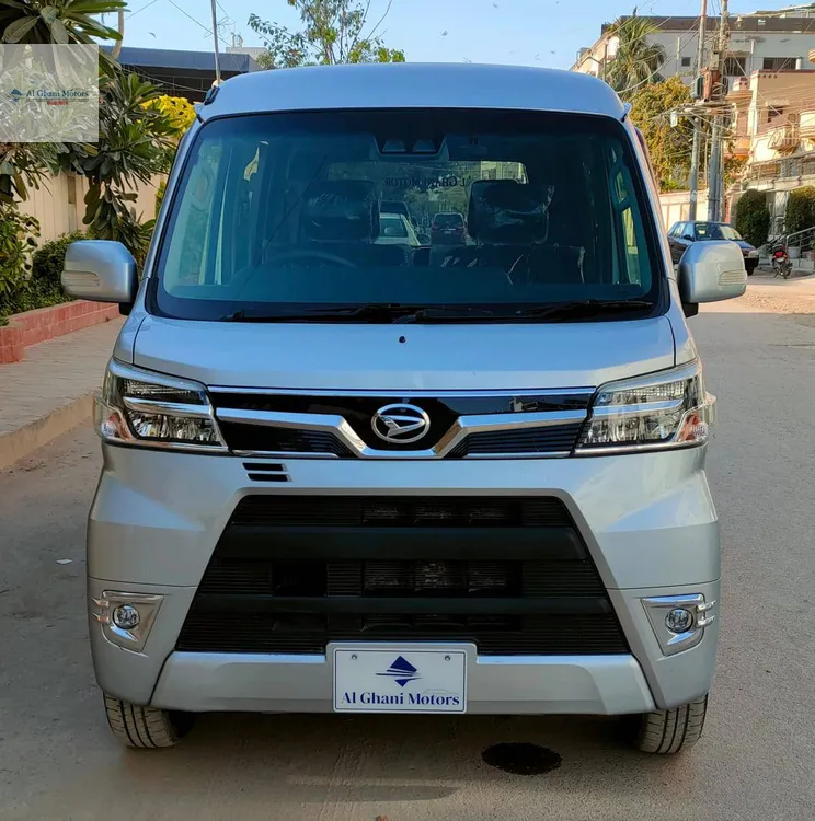 Daihatsu Atrai Wagon 2019 for Sale in Karachi Image-1