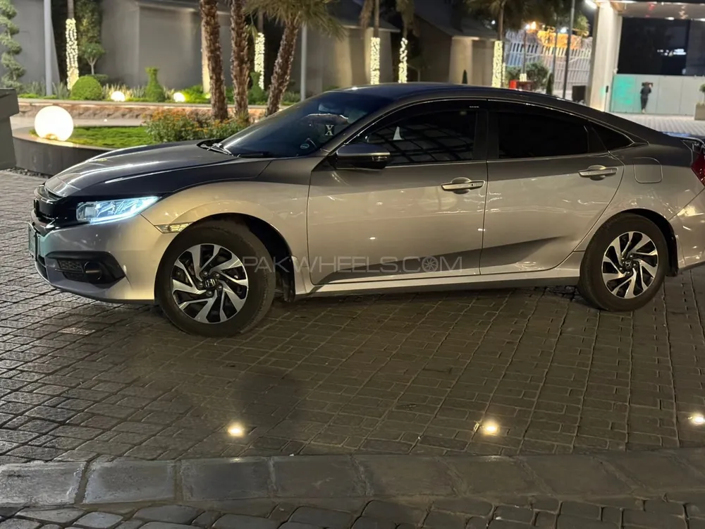 Honda Civic 2018 for Sale in Lahore Image-1