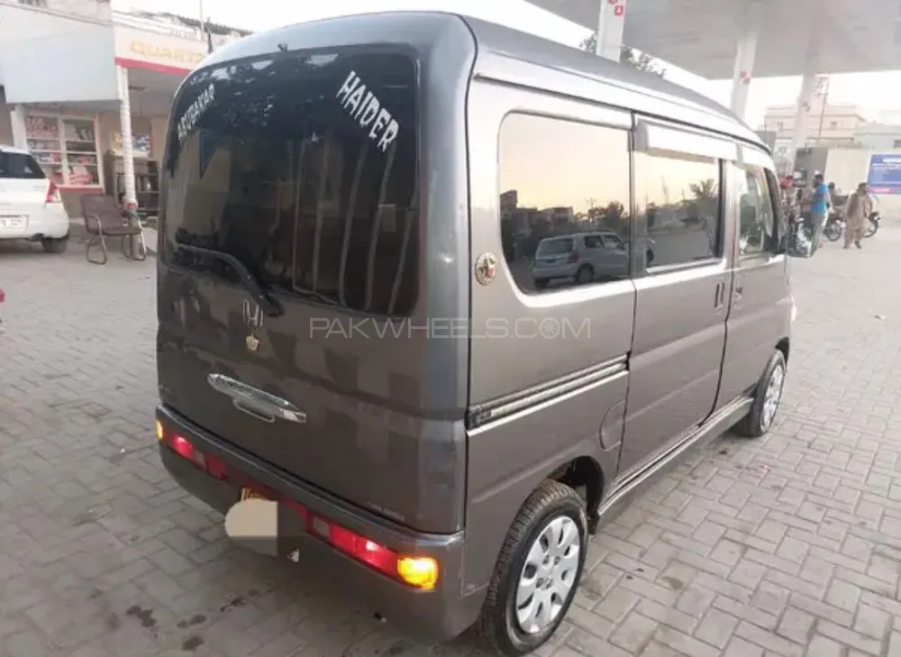 Honda Vamos 2018 for Sale in Karachi Image-1