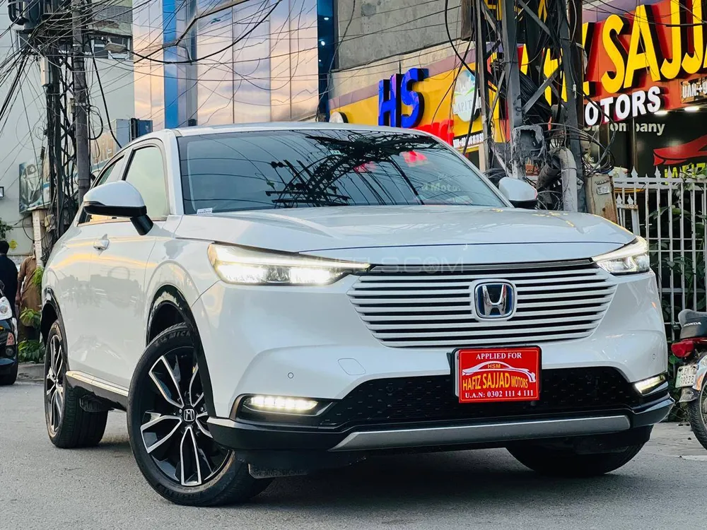 Honda Vezel 2021 for Sale in Bhakkar Image-1
