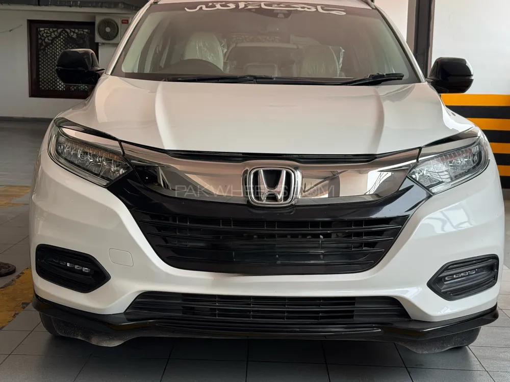 Honda Vezel 2014 for Sale in Karachi Image-1