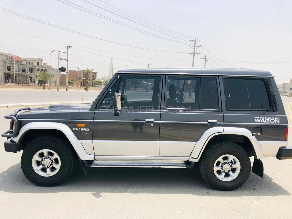 Mitsubishi Pajero 1990 for Sale in Faisalabad Image-1