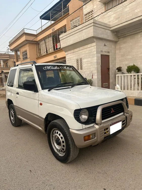 Mitsubishi Pajero Mini 1997 for Sale in Karachi Image-1
