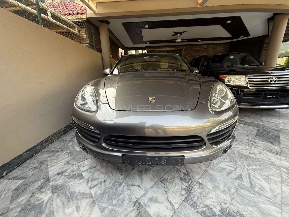 پورشے کائین 2013 for Sale in لاہور Image-1